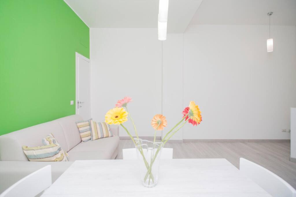 Casa Van Gogh - Mm4 Lägenhet Milano Exteriör bild